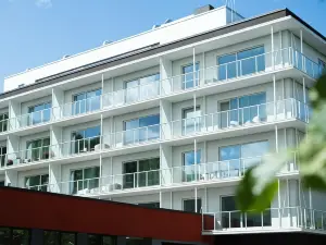 ボブ・W・パルヌ