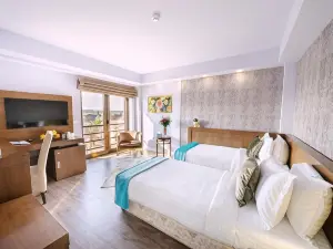Phoenicia Comfort Hotel