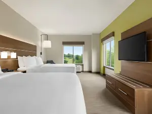 Holiday Inn Express & Suites Akron Regional Airport Area