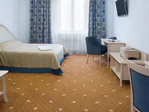 Akvamarin Hotel