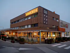 Hotel Pomaranča