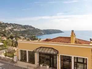 Hôtel le Roquebrune