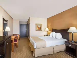 Ramada by Wyndham Watertown/Thousand Islands NY