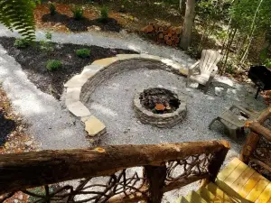 The 87Getaway Secluded Treehouse Escape