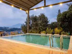 姆亨多酒店及公寓套房