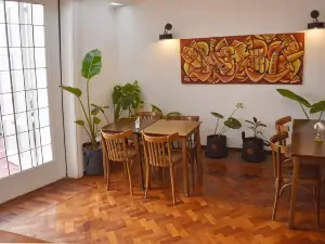 Casa Flora Bed and Breakfast