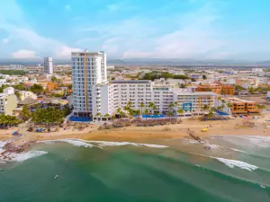 Pacific Palace Tower Beach Hotel