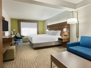 Holiday Inn Express & Suites Bentonville