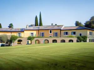 Château les Crostes