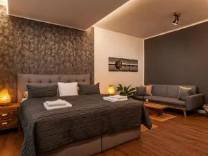 Sting Boutique Apartments