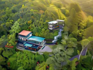 The Riverston Grand