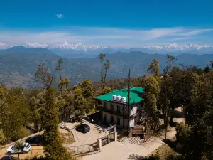 The Himalayan Woods, Chaukori