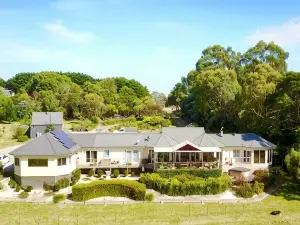 Llarrinda Bed & Breakfast