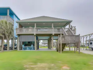 Modern Crystal Beach Escape - 225 Feet to Shore!