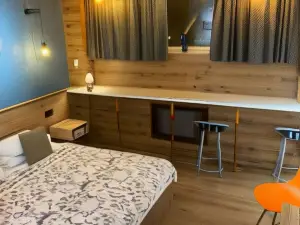 LOFT (Лофт)