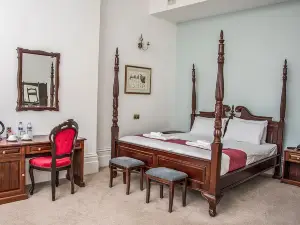 Keppels Head Hotel