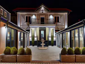 Hotel Parisi