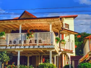 The Boat Hotel