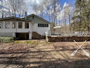 The Katonah House at Lake Mokoma - Pet Friendly with Lake, Beach, & Boat Access.