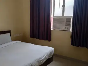 Kiwi Hotel and Spa