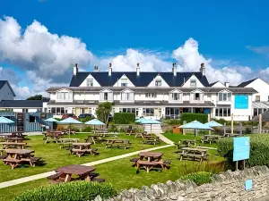 트레아두르 베이 호텔