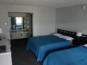 Windjammer Motor Inn