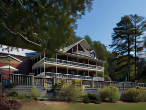 Glen-Ella Springs Hotel & Restaurant