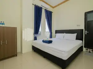 Grand Kencana Guesthouse Syariah Near Wisata Bahari Lamongan