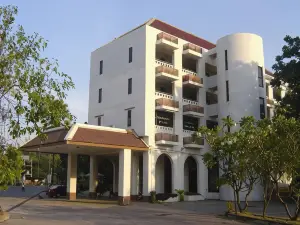 Royal Diamond Hotel
