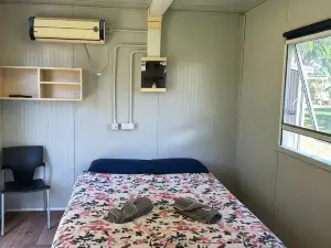 Gundy Pub & Caravan Park