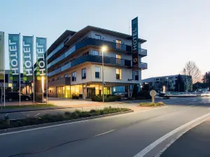 Harry's Home Hart Bei Graz Hotel & Apartments