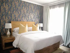 3 Lux Suites