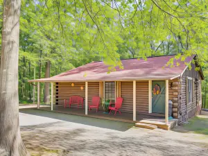 Arkansas Log Cabin Rental Near Lake Greeson!