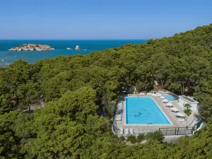 Gattarella Family Resort Puglia- Seaside Rooms and Suites with Premium Half-Board à la Carte