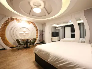 Instar Hotel Yangsan