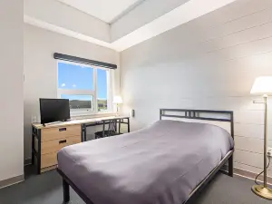 Residence & Conference Centre - Hamilton