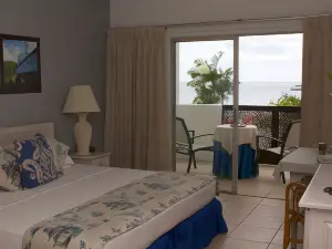 Tropical Sunset Beach Apartment Hotel