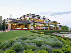 Club Residence at BlackSeaRama Golf