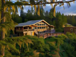 West Coast Wilderness Lodge