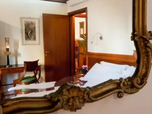 Hotel Flora