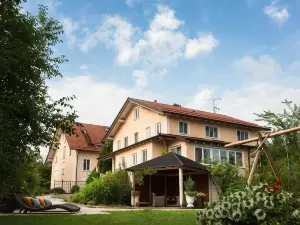 Gästehaus Zehmerhof Bei Erding