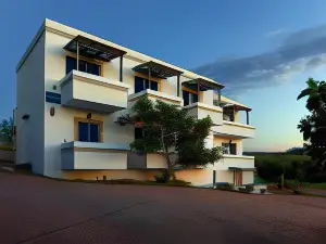 Contaratos Holiday Lettings
