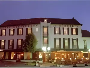 Logis Hôtel-restaurant Le Commerce HC