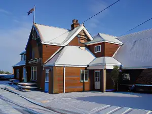 Halfway House Inn Country Lodge