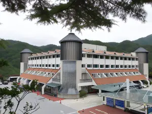 Dukgu Oncheon Hotel