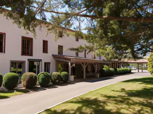 Clos St Eloi, the Originals Relais