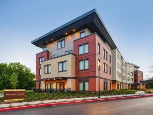 The Independence Hotel
