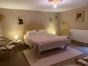 Manoir du Charme dans les Gorges du Tarn LOZERE