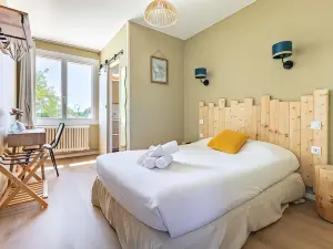 Hotel les Vieux Acacias