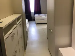 33 Apartments (33 Апартаменты)